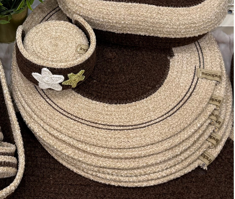 علبة مناديل قطيفة - 4